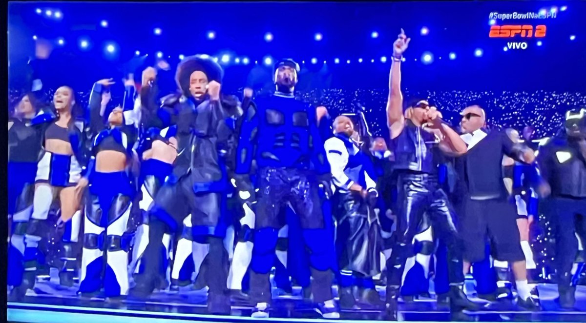 RaynanHadad's tweet photo. Faltou emoção nessa apresentação do Usher no #SuperBowl2024 .
@NFLBrasil https://t.co/wfGpBsAeC9