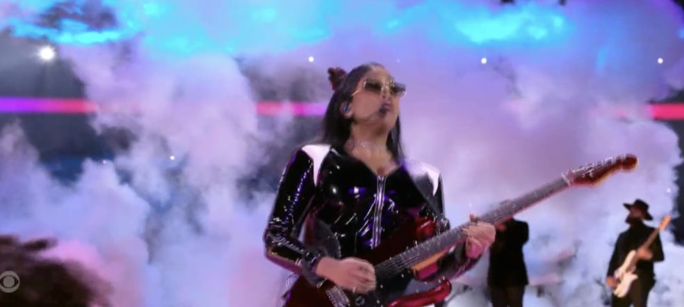 Usher is proving in this performance that he's a Celebrity at the top of his game. He's got generations of black artists, and creatives with great skills who are on display.

What a performance. 

And statement. 

#SuperBowl