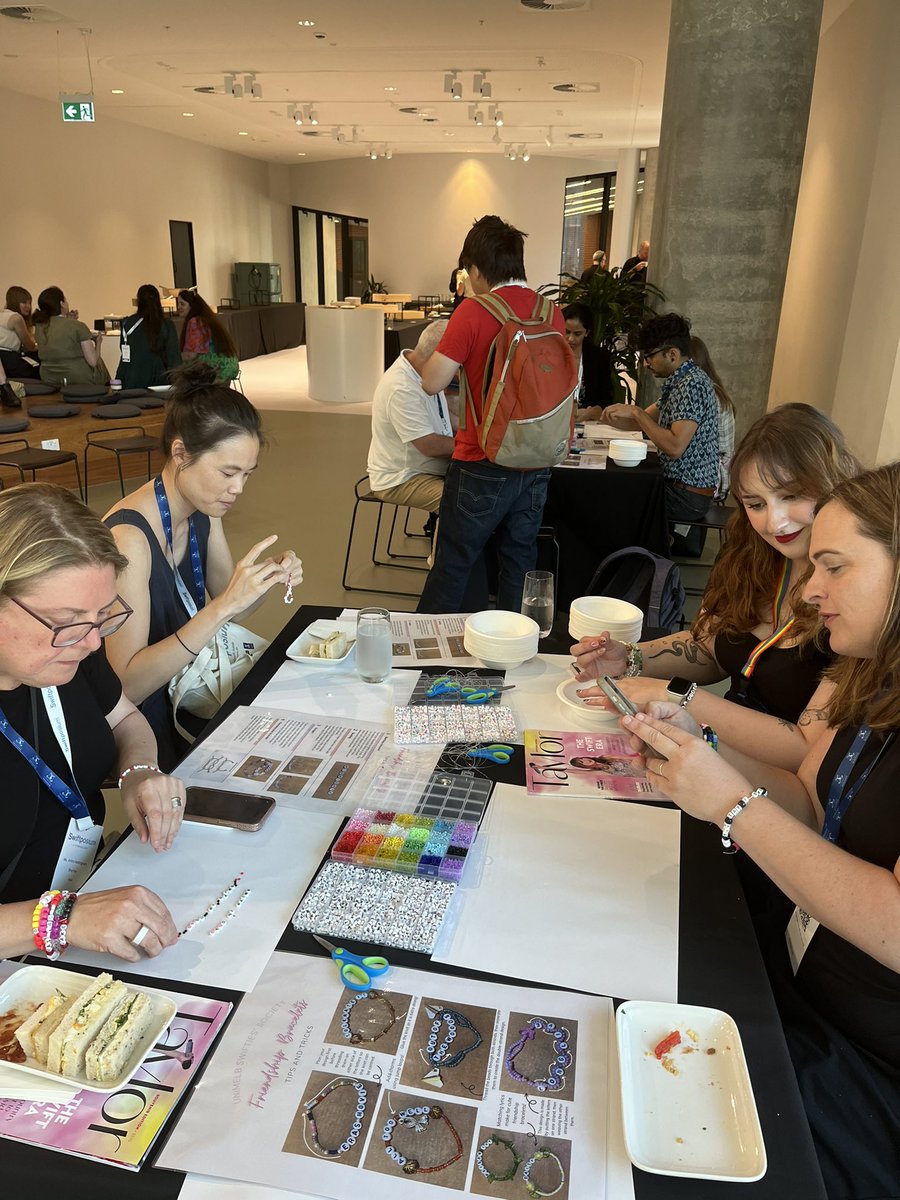 swiftposium's tweet photo. Our friendship bracelet making in full swing at lunch #Swiftposium2024 #Swiftposium https://t.co/U7V96B497i