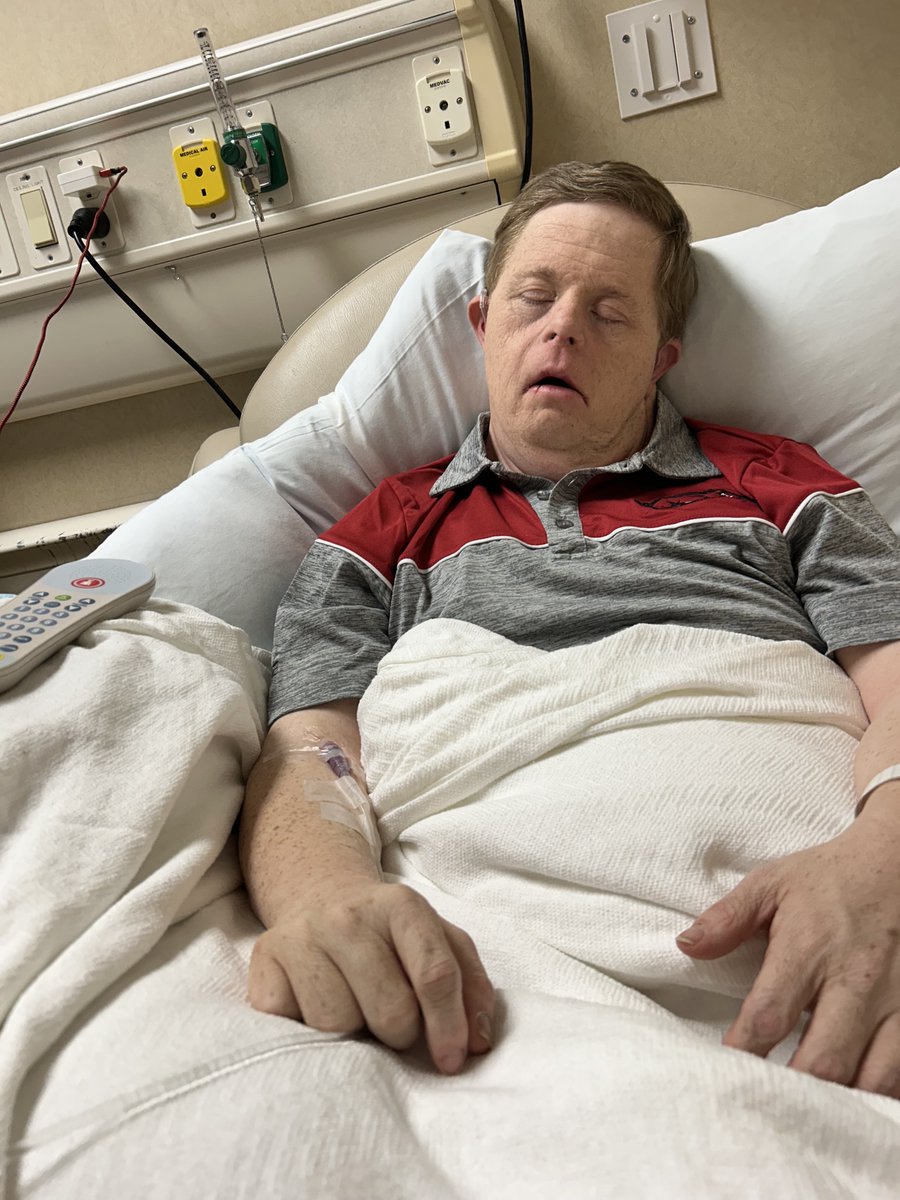 CanaanSandy's tweet photo. HOME & #WPS BETTER @ArkRazorbacks FAM! I #HateFlu 🤒🥵! @SuperBowl 👀ING & 🙏🏽 4 U @DreGreenlaw SOOO SORRY 😫! U R MY SUPER🌟! 🤟🏽😰💔! @RazorbackFB 4EVER! THANK U ❤️@Natstrange73 @thatJasmineRice @ArRecruitingGuy @sav_youngblood https://t.co/eZLzkRIqdW