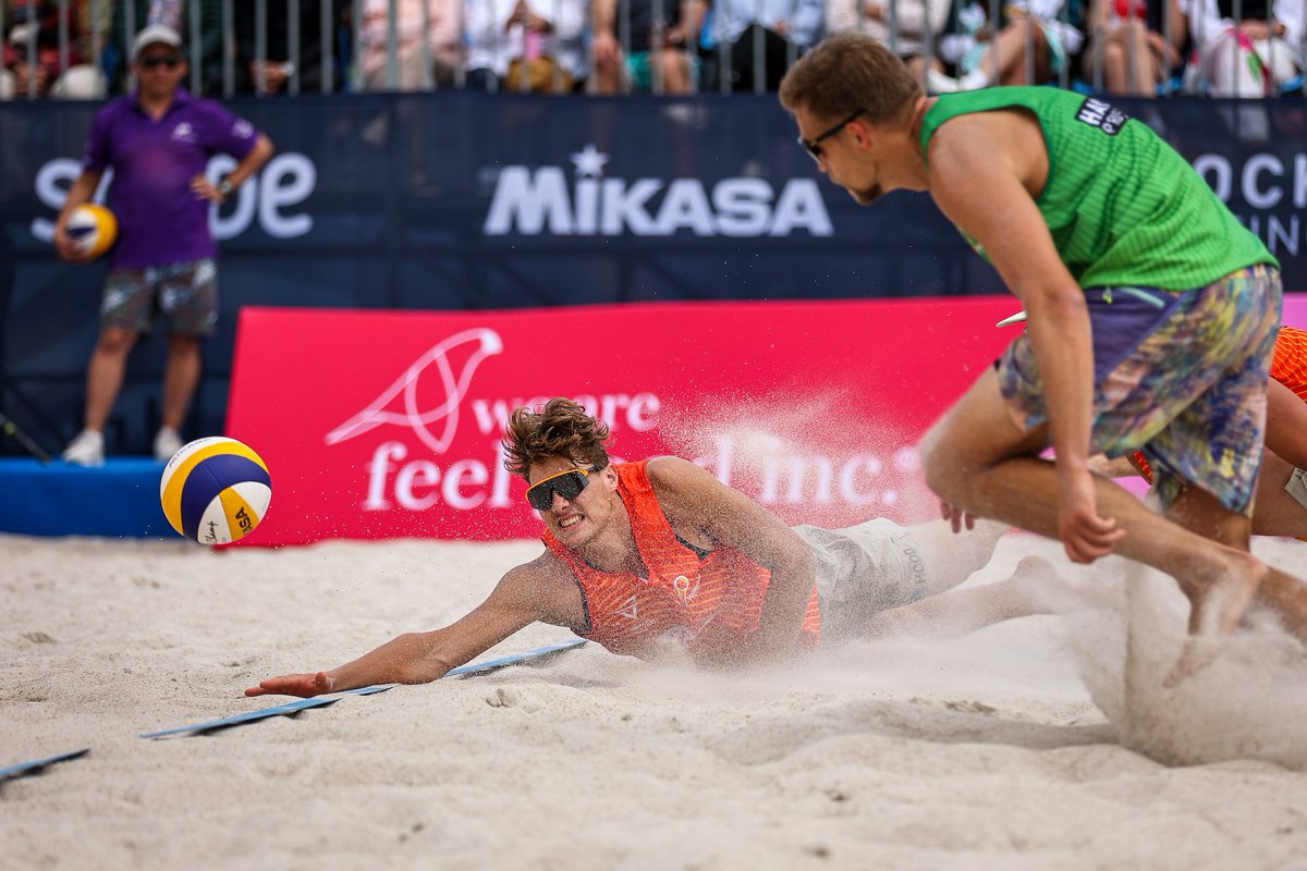 ausvolley's tweet image. Get your entries in!

Today is your final chance to enter the Australian Beach Volleyball Tour in Mollymook on Friday 23 - Sunday 25 February 🏐

Nominate below 👇
volleyball.exposureevents.com/215119/austral…

#ABVT | 📸 @Rogue_Gun