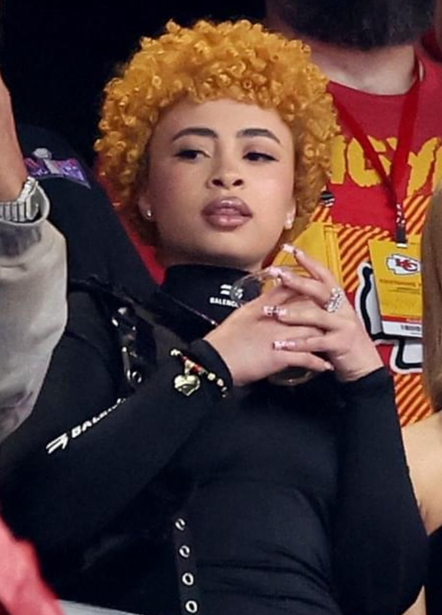YaughnBonII's tweet photo. @icespicee_  in 4 different modes 😂 https://t.co/goiYhkyBLj