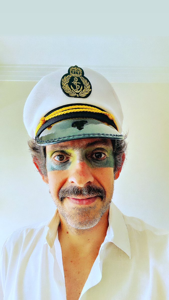 Oh captain, my captain. #carnaval