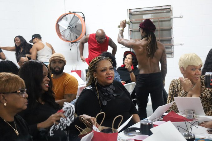 Exotic Paintings BYOB Paint N Sip- Chicago  Date: Wed, Feb&nbsp;14 &bull; 9:00 PM&nbsp;CST  Location: 1848 N Western