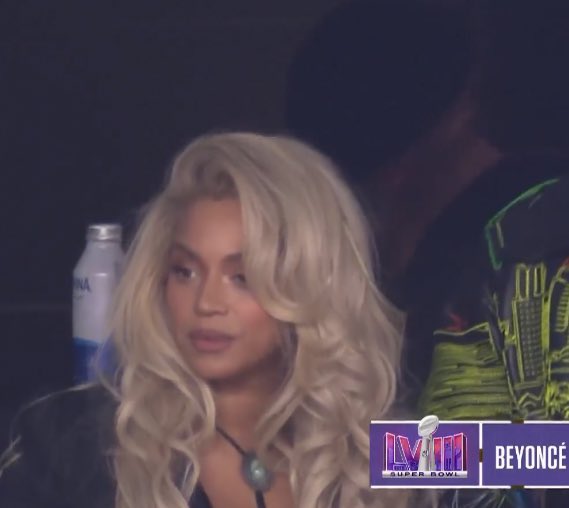 Beyoncé spotted at the #SuperBowl.
