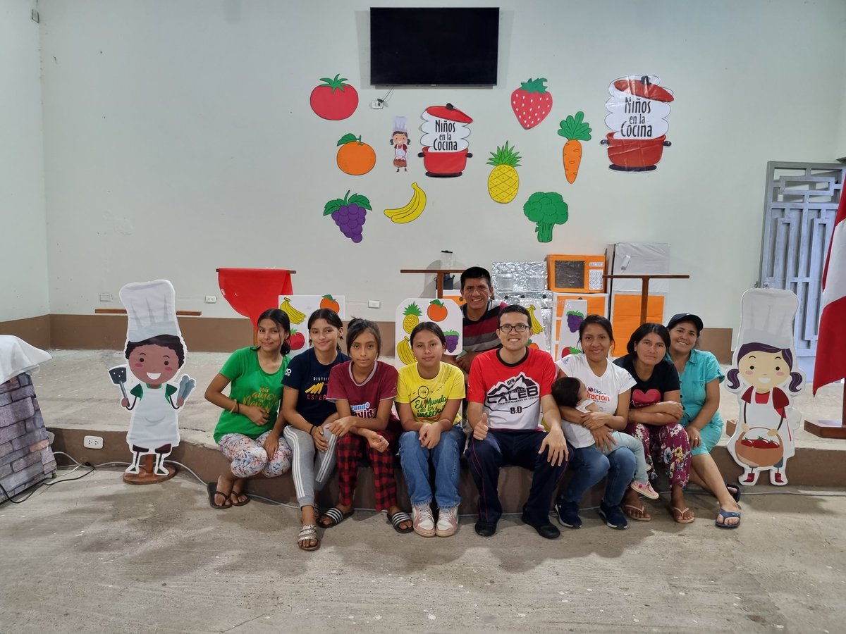 TarrilloDany's tweet photo. [ECV 2024 Niños en la Cocina]
En la #IASDPosic estamos listos para el inicio de la #ECV2024 #NiñosEnLaCocina. Gracias a Dios por su ayuda, a mi esposa, a nuestros hermanos líderes de iglesia, y a las maestras por su esfuerzo y compromiso #Perú #MiNOP #UPN. https://t.co/8aBSgo1IcN