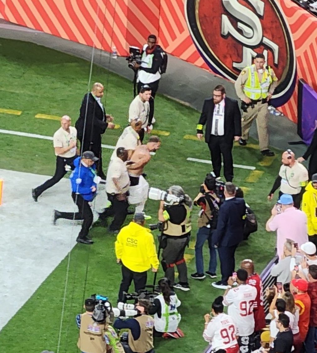 Bro gave it his best #SuperBowl