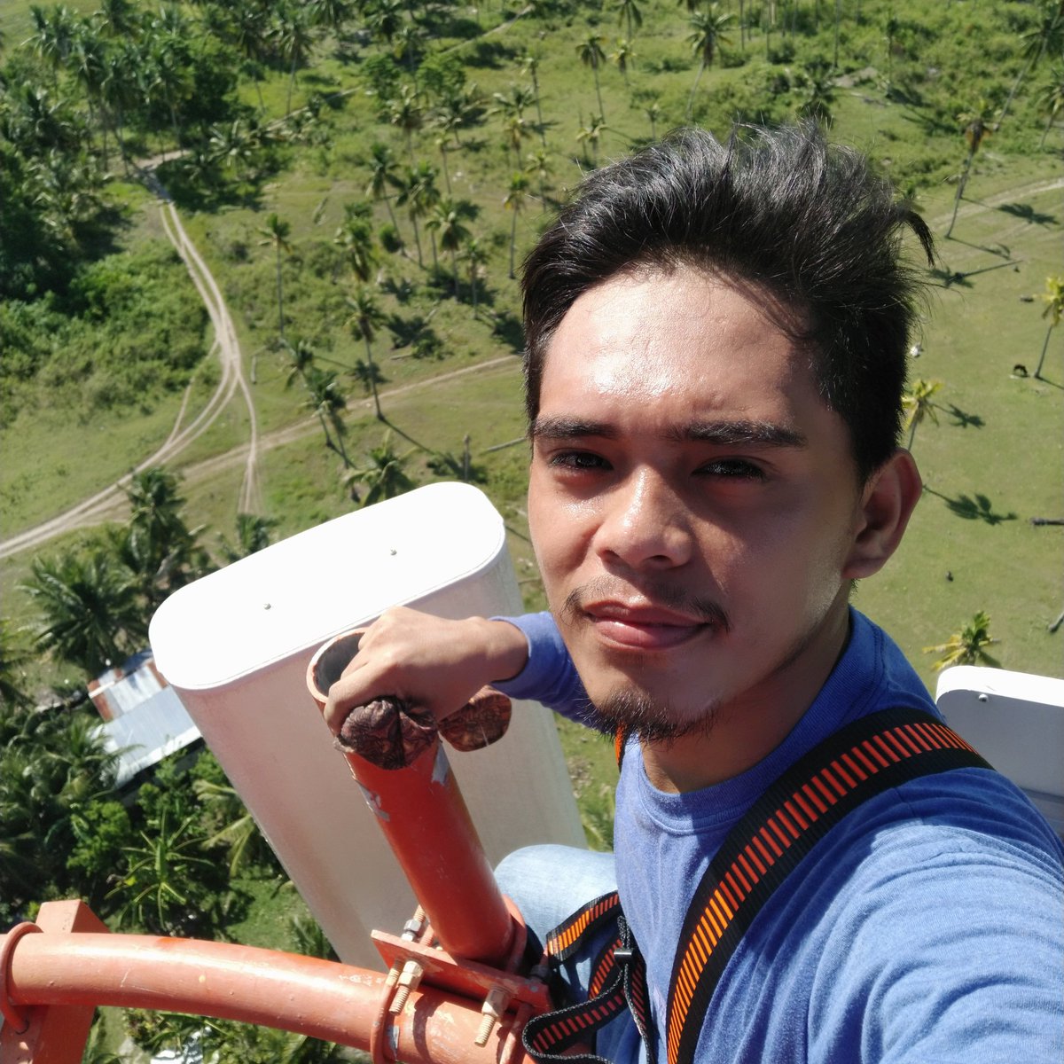 JansenLeparto's tweet photo. #NewProfilePic https://t.co/hhglFdKHoF