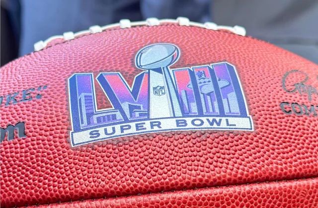 control_event's tweet image. Organizing a major event like #SuperBowlLVIII? Our expertise lies in top-notch control room solutions. Contact us now at +44333 880 8448 or info@controlevent.co.uk to discuss your event's success! #SuperBowl2024 #SuperBowlSunday