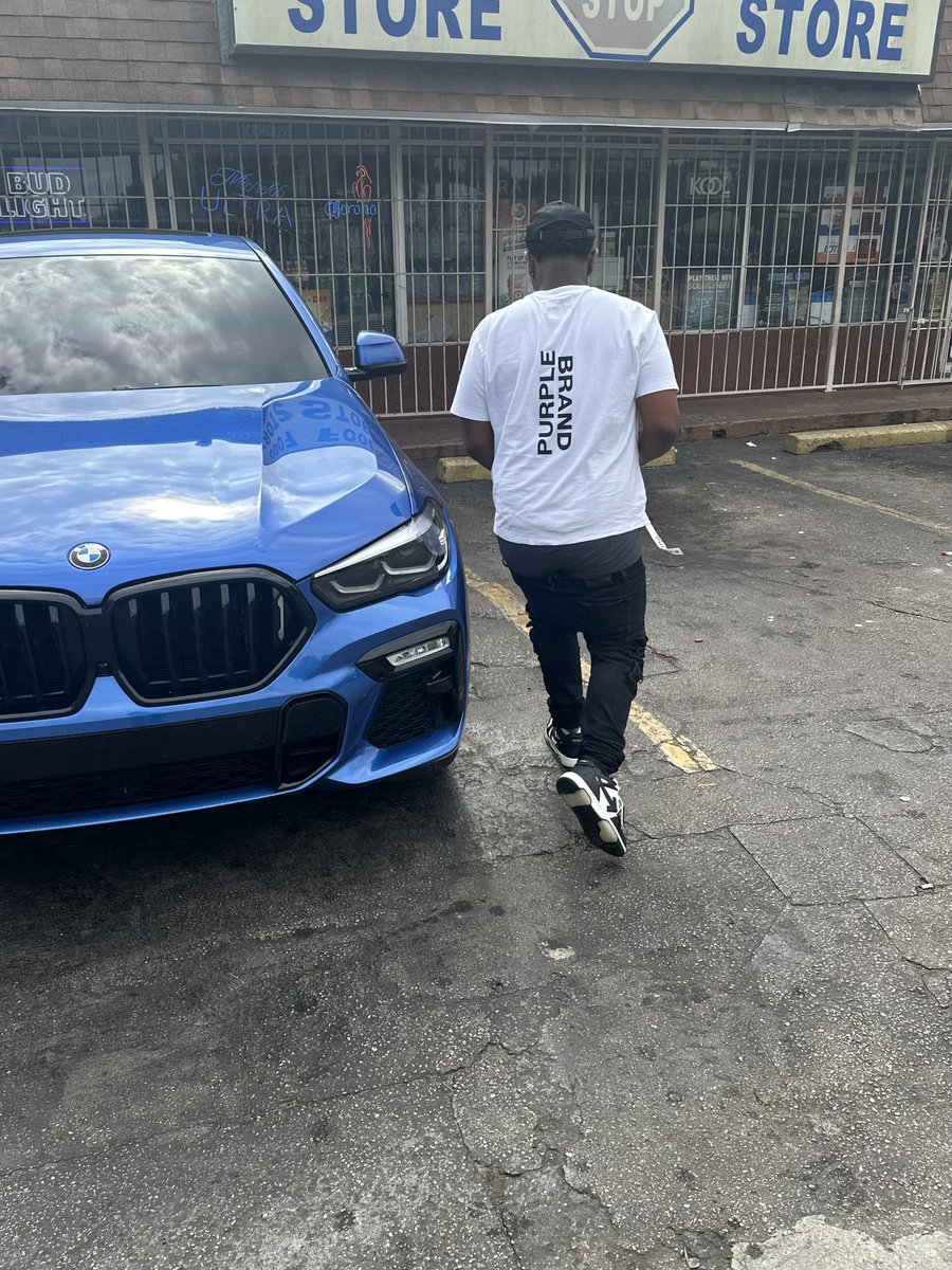 tray_50k's tweet photo. Money feen Ian gone Neva stop chasing it https://t.co/ihWrXUKiys