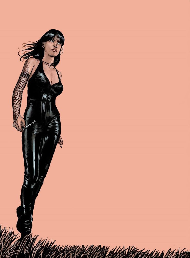 //currently OBSESSED with this look but cannot for the life of me find more caps of it😭goth zatanna is what i need in my life