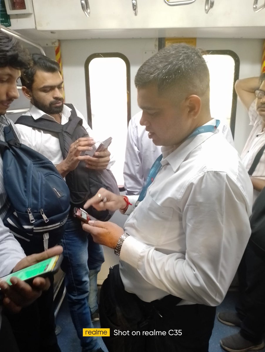 srdcmmumbaicr's tweet photo. #No_ticket_no_travel 
#My_Ticket_My_Pride  
SPL-Ticket checking drive conducted in AC local Mainline on date 12.02.2024    Ticketless Travel is an offense  Think Twice-It's Not Nice!      

We appeal to all passengers to travel on a valid ticket. https://t.co/0q8hOJV54u