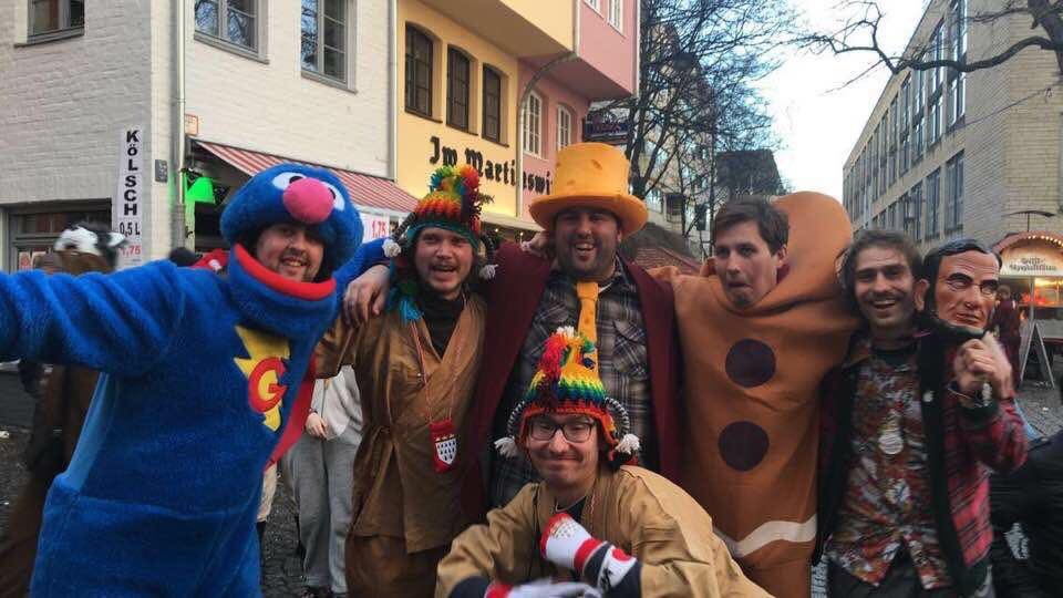 petersbvb09's tweet photo. @kevinhatchard @RaeComm @HrsticIvo My first trip to Cologne Carnival!!  Back in 2018!!! https://t.co/pFQo5YuCwl