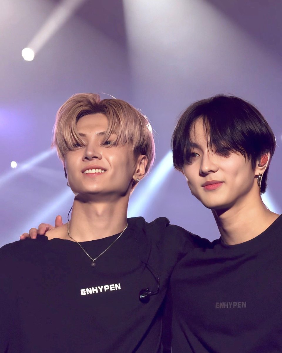 Jaywonhugs's tweet photo. so beautiful https://t.co/E2NzNJl2Om