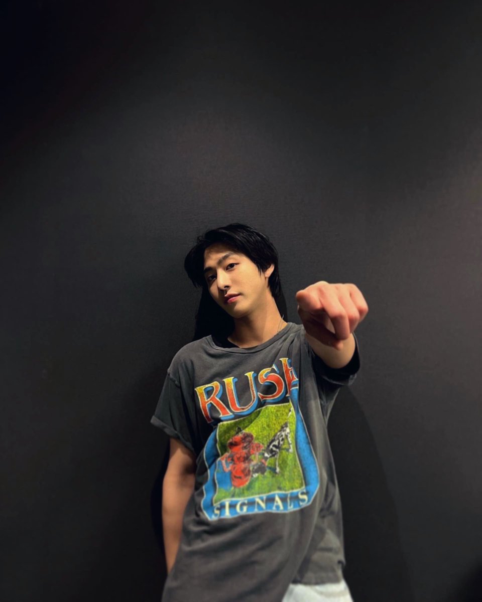 今日ご来場してくださった皆さん誠にありがとうございました。”苦しい時にはお互いがそばに居ることを信じている“という俳優 #アンヒョソプ の言葉通り、共にした今日の‘here and now’が笑顔と共に思い出せる素敵な記憶になってくれたら嬉しいです。いつもお幸せにお過ごし下さい。