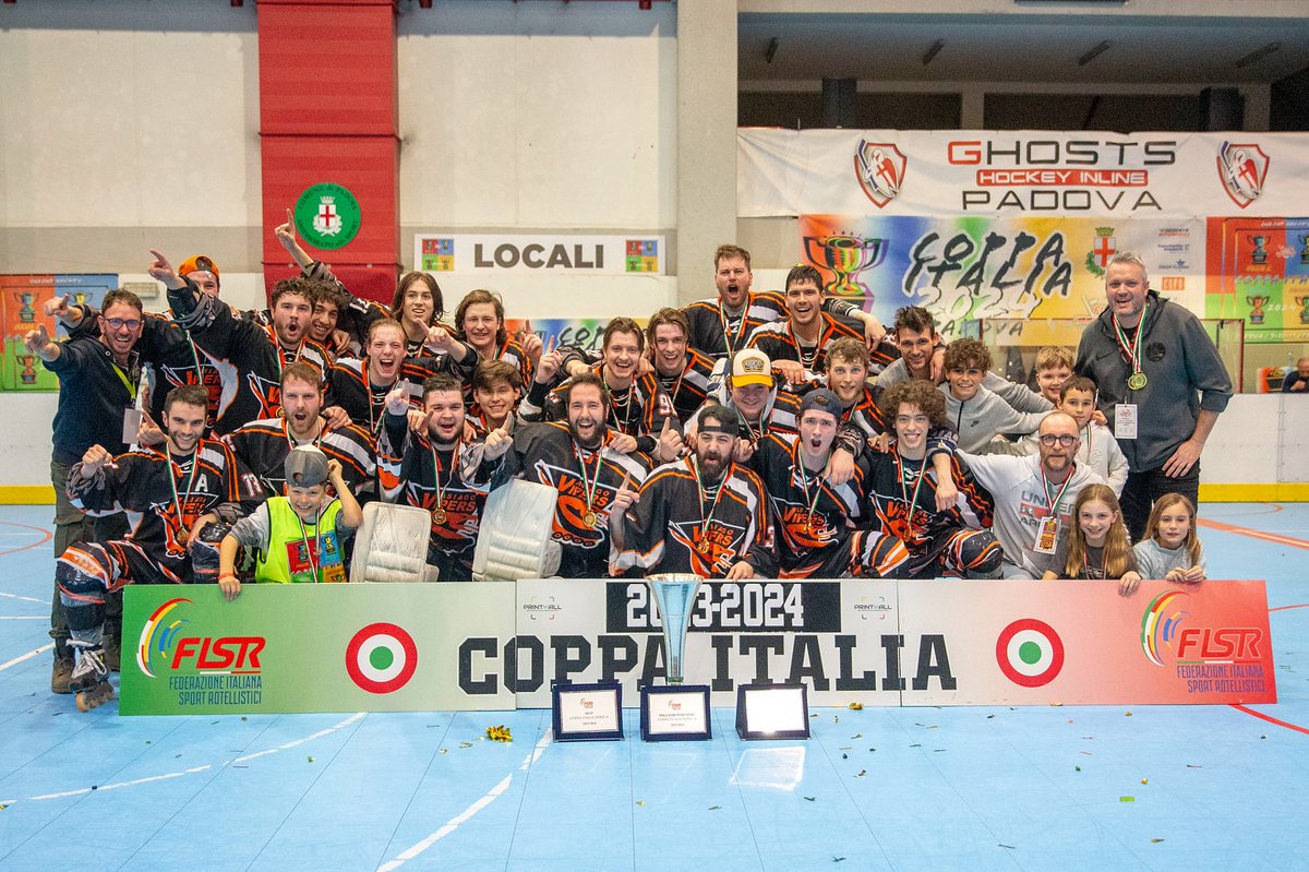 skate_italia's tweet photo. 🏆Asiago porta a casa la #CoppaItalia di Serie A
🏆Civitavecchia vince la Coppa Italia Femminile
🏆Vicenza si aggiudica la Coppa Italia Serie B
La cronaca della giornata 👉 https://t.co/ew75s3rg02
#fisr #sport #hockeyinline https://t.co/O5UizSrjV9