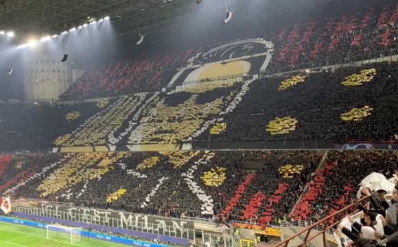 Avis aux supporters du <a href="/staderennais/">Stade Rennais F.C.</a> qui vont à Milan 🔥 Venez nous raconter la préparation de votre périple ! Écrivez-nous en DM ou par mail à kopwest@hotmail.fr, et on vous rappelle ! 👍