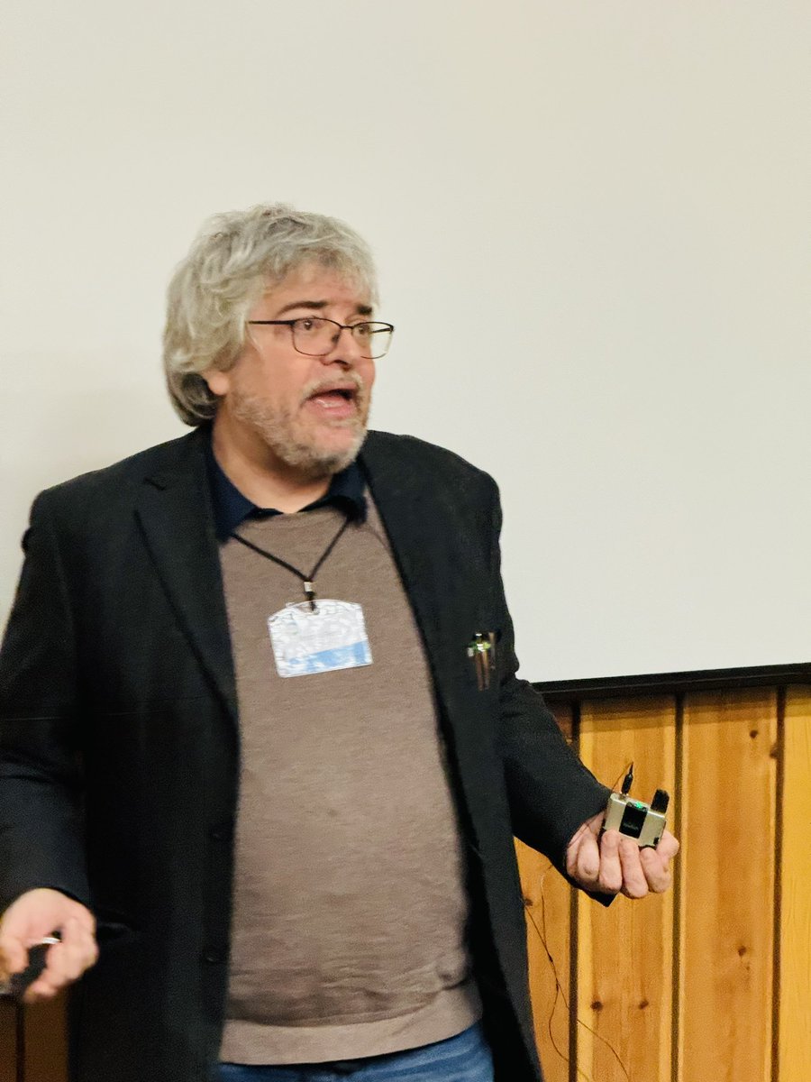 Conserve_Plants's tweet photo. Our 1st Plenary Speaker, Andrea Peroni, is already giving his talk “Could ethnobotany be a tool for proposing sustainable use of plant resources” in the final meeting of the COST Action #CA18201 @Conserve_Plants! https://t.co/6OmA3iJKYx