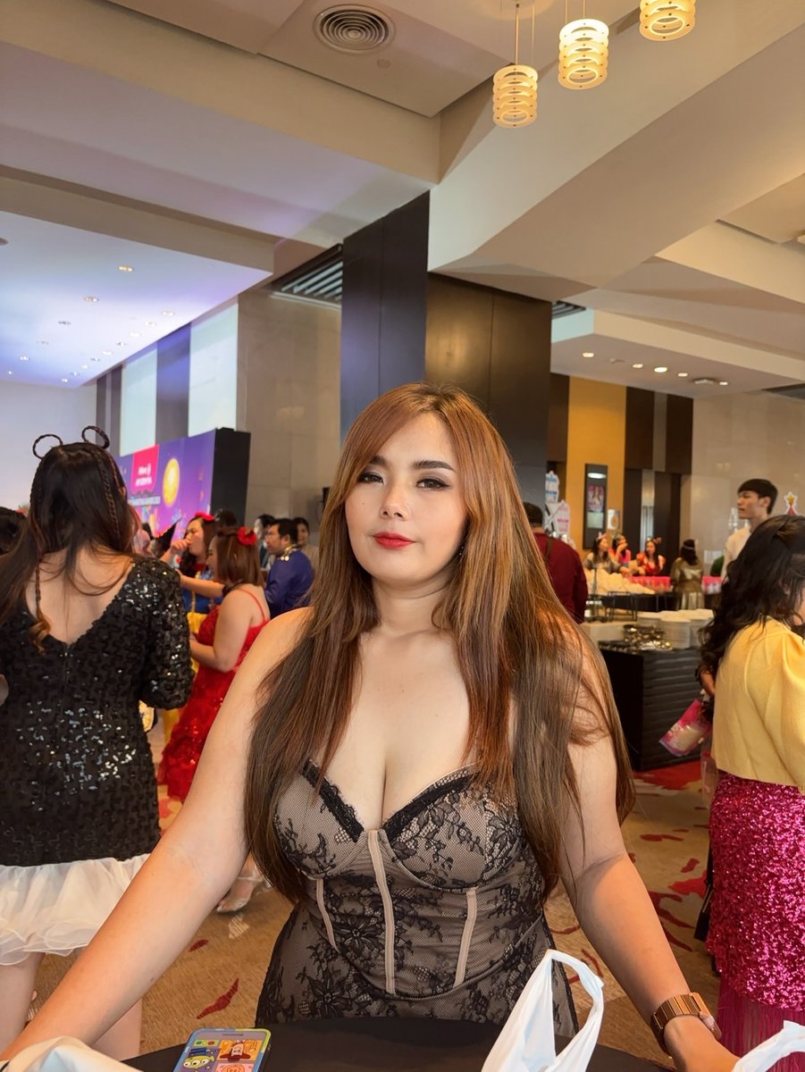 lookgate_19's tweet photo. เป้าหมายในชีวิตเฮา คือ คนเมาที่ร่ำรวย 😆😍😘😜🍻🎉🍾
#Saturdaynightparty
#Dmparty
#Azay
#Canival
#Cis https://t.co/euvB4e5Aah