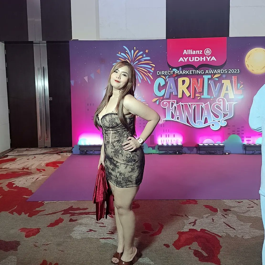 lookgate_19's tweet photo. เป้าหมายในชีวิตเฮา คือ คนเมาที่ร่ำรวย 😆😍😘😜🍻🎉🍾
#Saturdaynightparty
#Dmparty
#Azay
#Canival
#Cis https://t.co/euvB4e5Aah
