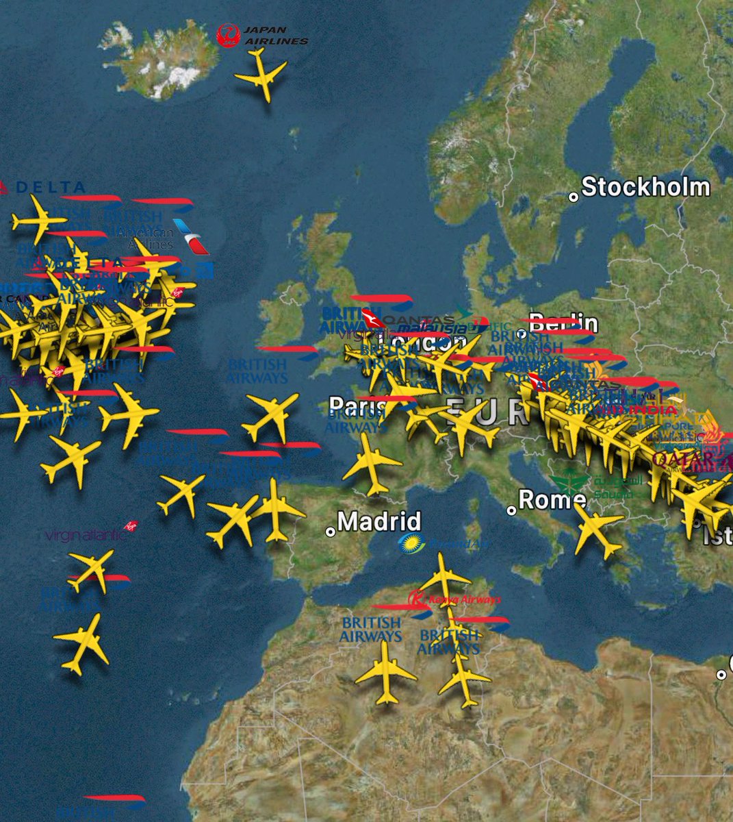 Here they come. The flights into ⁦<a href="/HeathrowRunways/">Heathrow Runways</a>⁩ - big loud low planes turning &amp; descending overhead; turning what was once my sanctuary of quiet and calm into a constant bombardment of noise hell. #unregulated #soldoff #sellout #givenawaycontrol