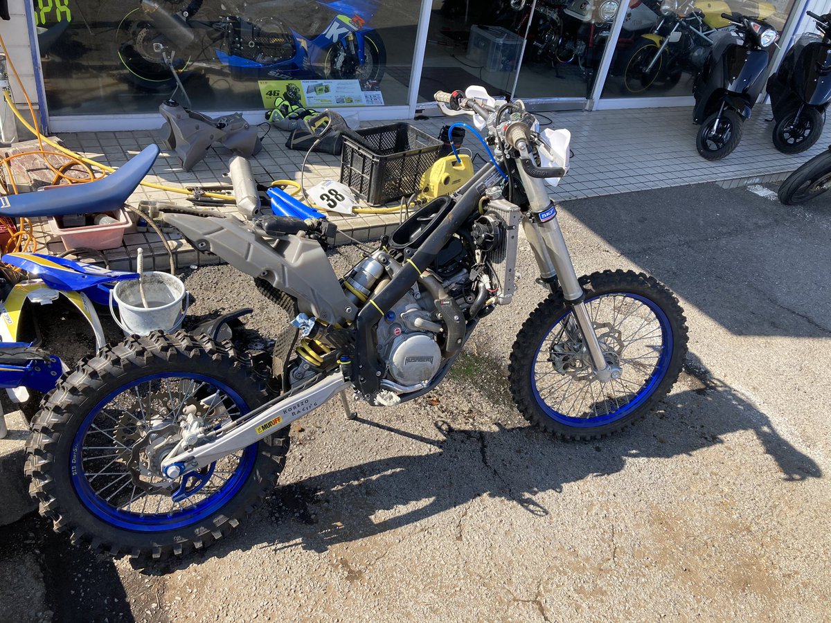 korezoracing's tweet image. エンデューロとは
洗車である
#husaberg