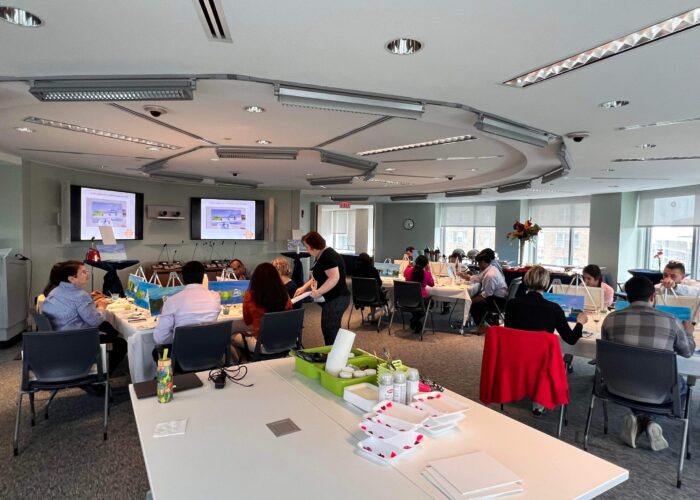 Gayane20000's tweet image. Are you interested to do a team-building event? I bring art to you in-person or online, just ask! #BeautyinArt #TeamBuilding #WellnessPrograms #SipandPaint #ArtforBirthday