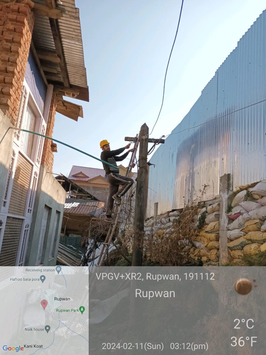 kpdcloffice's tweet image. #DisconnectionDrive
Disconnection drives have been intensified in the jurisdiction of S/D Chrar-e-Sharief, Budgam, for non-clearance of outstanding energy dues by consumers: Er. Manzoor Dar, Ex. Engineer, Budgam.
@diprjk @OfficeOfLGJandK @Raj576113 @mussarat_zia