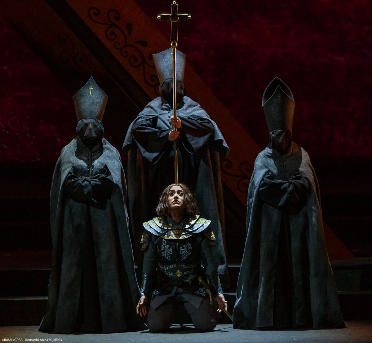 PalacioOficial's tweet photo. Esta noche, la @OperaINBAL presentó la obra Giovanna D’ Arco compuesta por Giuseppe Verdi en la Sala Principal del Palacio de Bellas Artes, con Karen Gardeazabal y Ramón Vargas en los roles principales. https://t.co/TitAYAuhPC