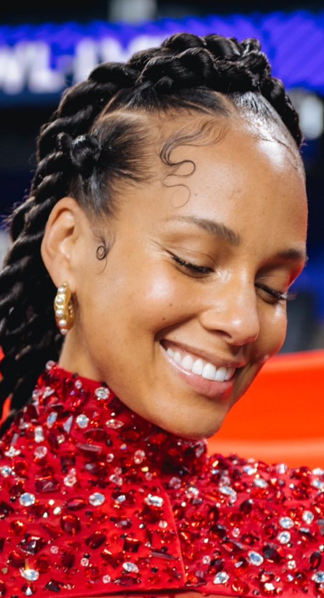 DCdude202's tweet image. Take notice….. no lashes… all natural