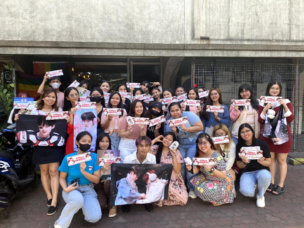 hamjjangph's tweet image. 💘 CUEpid Memory:                 
           to our first meeting! : ✅

What a lovely event it has been 🥳 Thank you everyone who participated in our 1st ever cupsleeve event, on to the next? 🤪

Access the official pictures here: tinyurl.com/CUEpidMemory

#HaoBinCueToLove