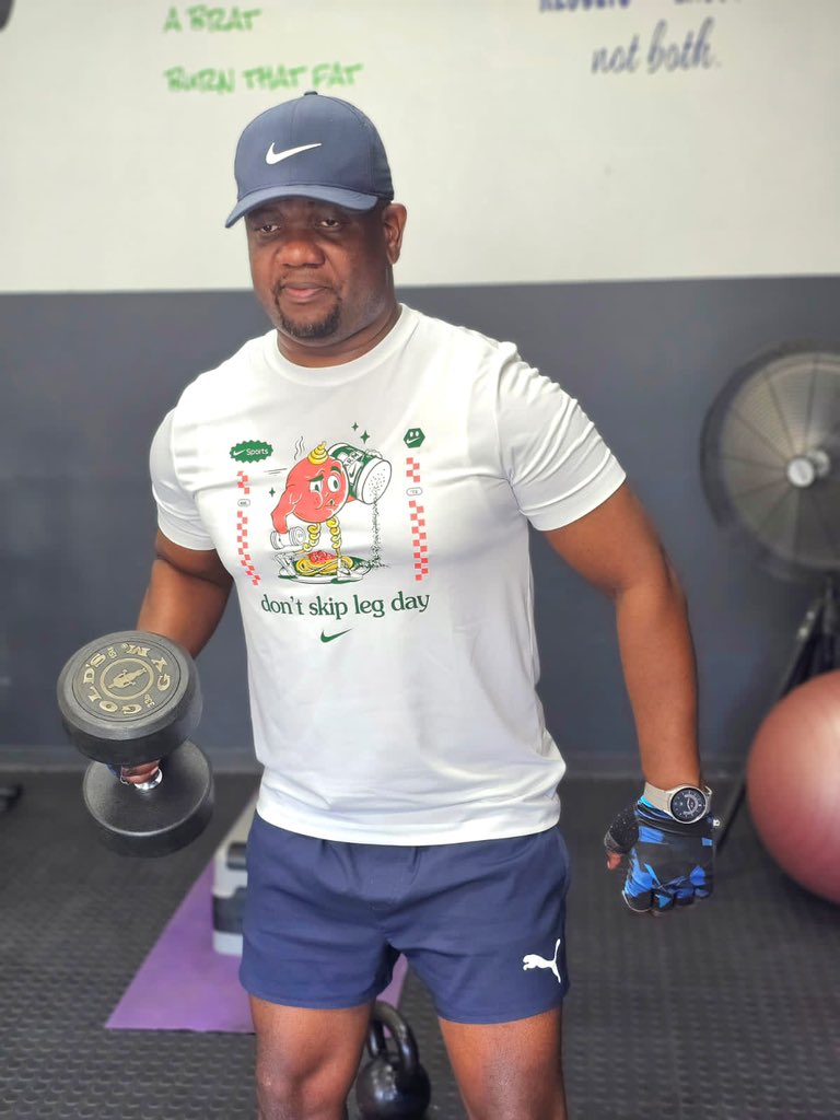 audas_vanschoor's tweet photo. MONDAY NUMBER 7 IN 24
HOW MANY MONDAY’S HAVE YOU MISS ? 🫵🏽
NEVER MISS A MONDAY 🏋🏾♀️⚒️
COME JOIN US ‼️
#FitnesS #mondaymotivation #FitFeb #Avsfitness #TeamAvs #FitFebulous https://t.co/spkMDZH9Ju