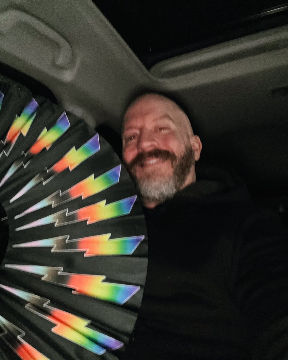 Thank you @thebearyjer for the gift of the fan that got stolen at Beef Dip