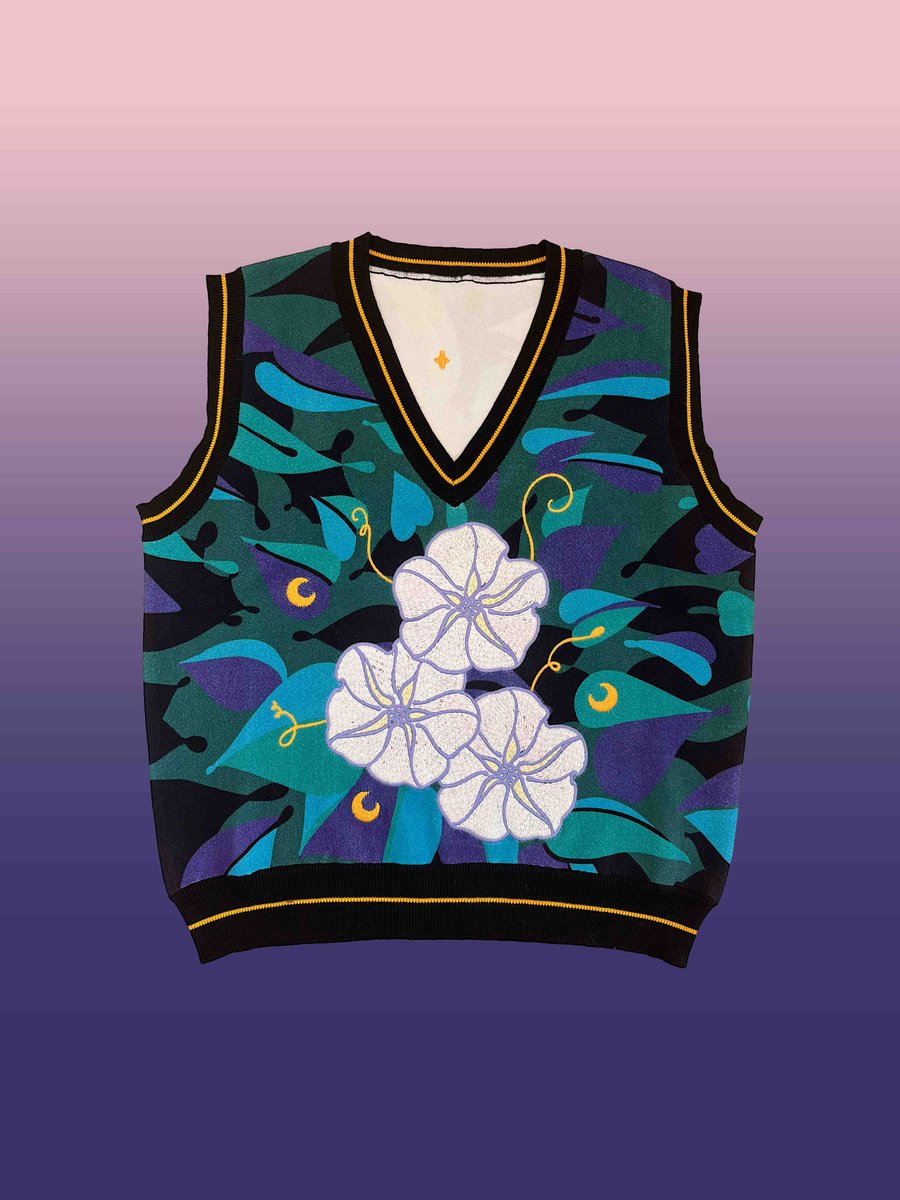 「 flowers sweater vest   」|meyo 🌸 artcade #70のイラスト