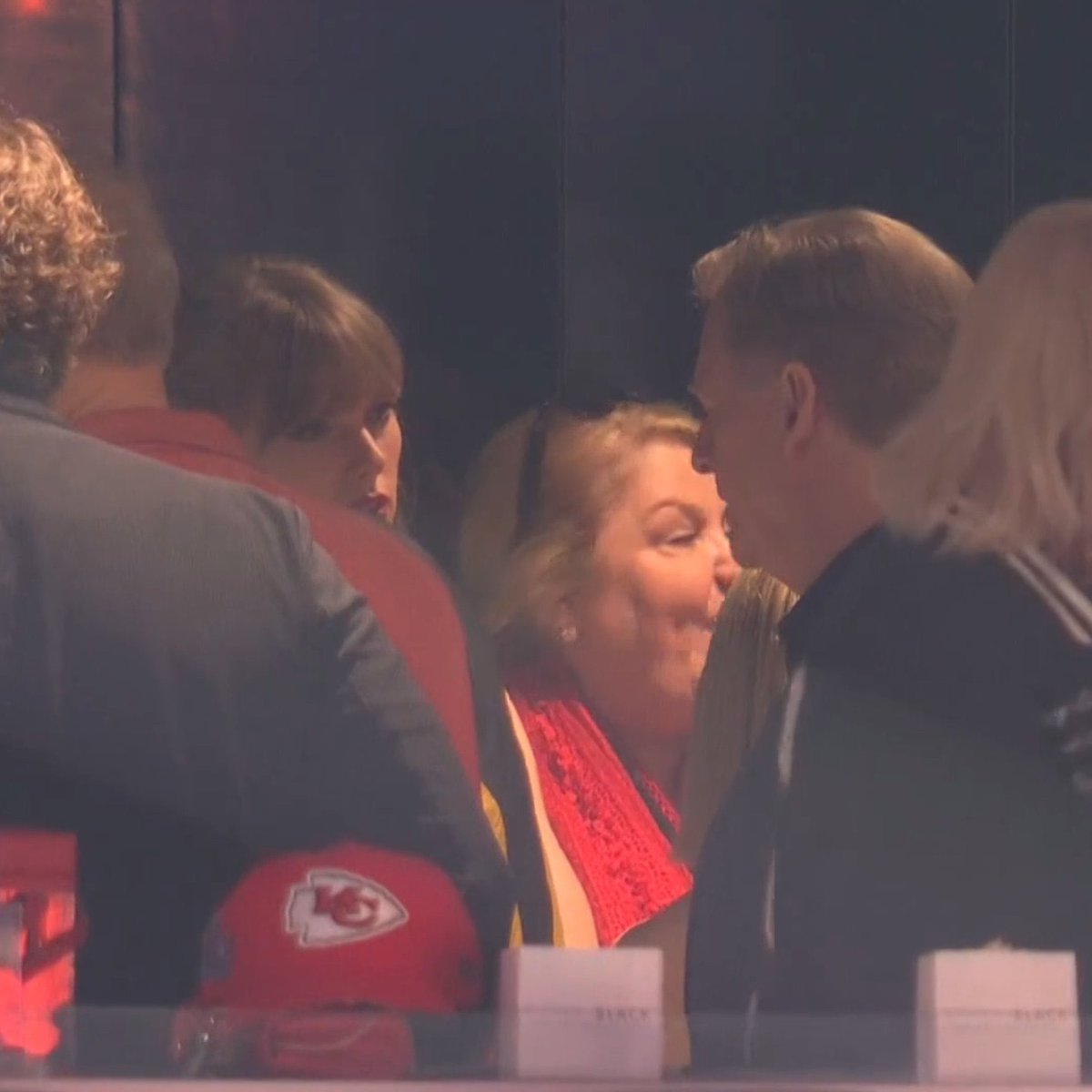 realGiancarloCM's tweet image. Will never look at the NFL the same again. #NFLscripted