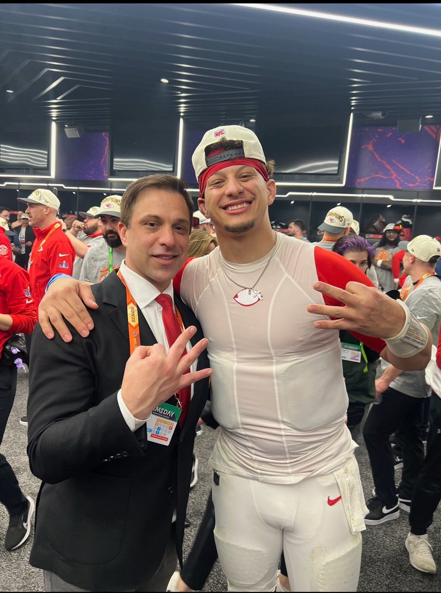 AdamSchefter's tweet photo. Chiefs GM Brett Veach and QB Patrick Mahomes in the post-game locker room after their third championship: https://t.co/ZpIOsDwIb1