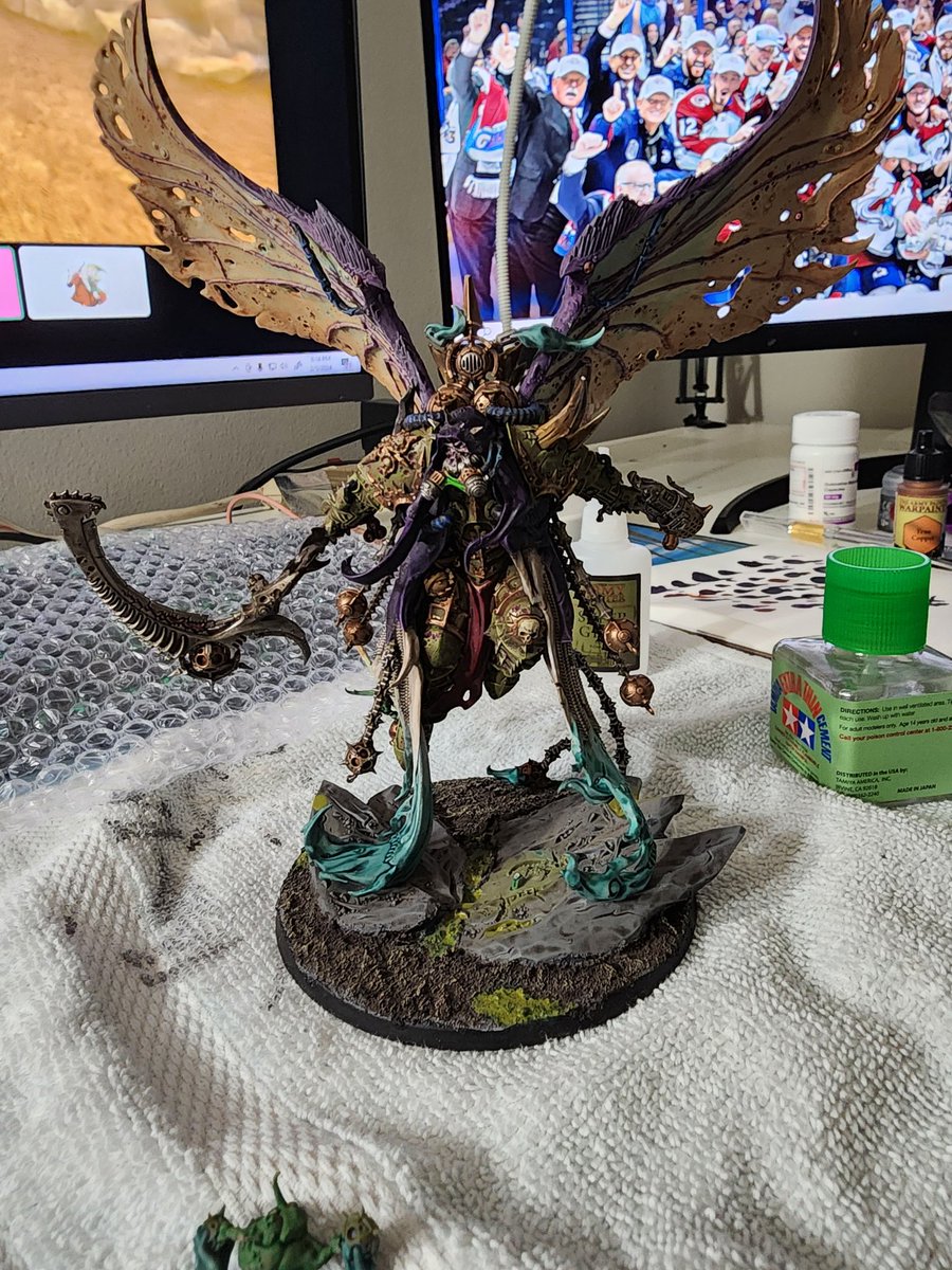 Drewm0o's tweet photo. Gonna snap my fingers, but hes finally done. Its a good feeling 😊 I wanted to show someone but I cant so here you go, internet! https://t.co/x5CtIedEmz