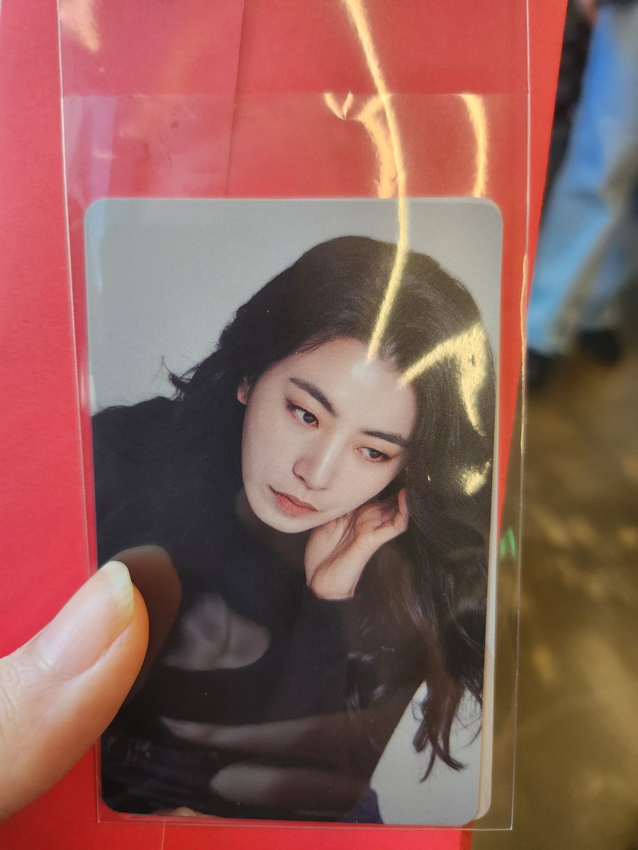 poddo_podo's tweet photo. 아 진짜 잘생겼다.... https://t.co/hmscKbdY59
