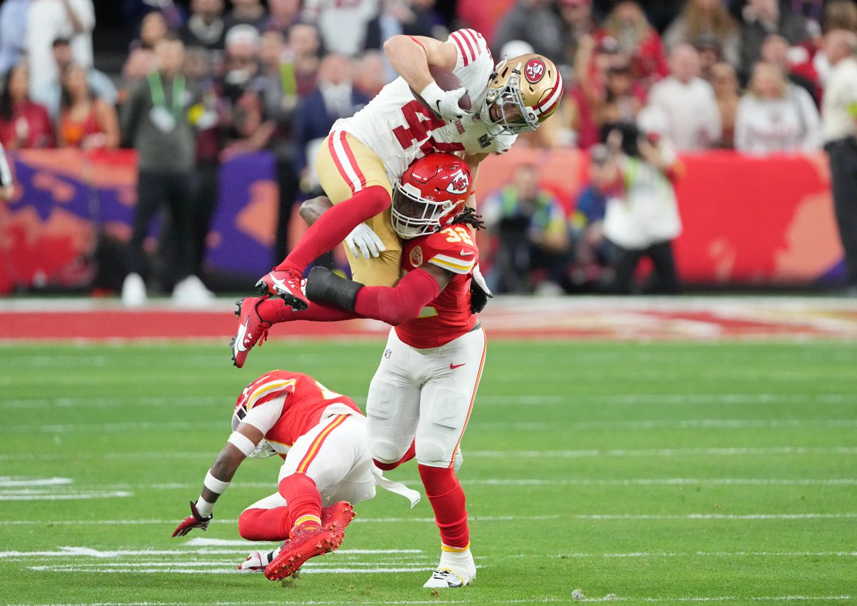 DiscoverHLT's tweet photo. Super Bowl 2024: Chiefs beat 49ers in OT thriller on walk-off TD pass by Patrick Mahomes. Congratulations to The Kansas City Chiefs and San Francisco 49ers on an amazing game. https://t.co/BYzlw7KKh4