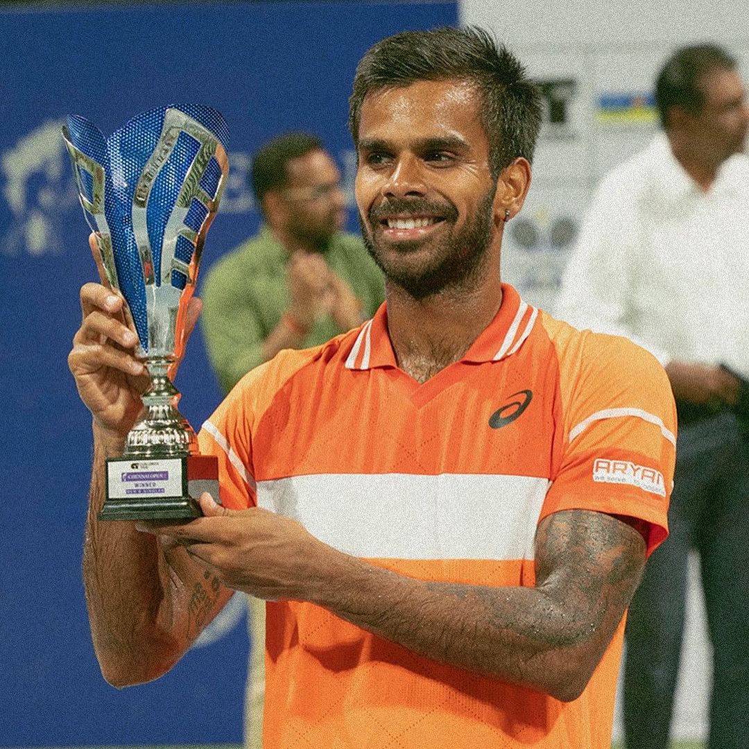 Congratulations to #IndianOilSportStar <a href="/nagalsumit/">Sumit Nagal</a> on his #ChennaiOpen 🎾victory and breaking into the Top 100 #ATP Rankings! #IndianOil is proud to support his journey, which serves as an inspiration to India's #GenNext tennis stars. Here's to many more triumphs!
#InspiringIndia