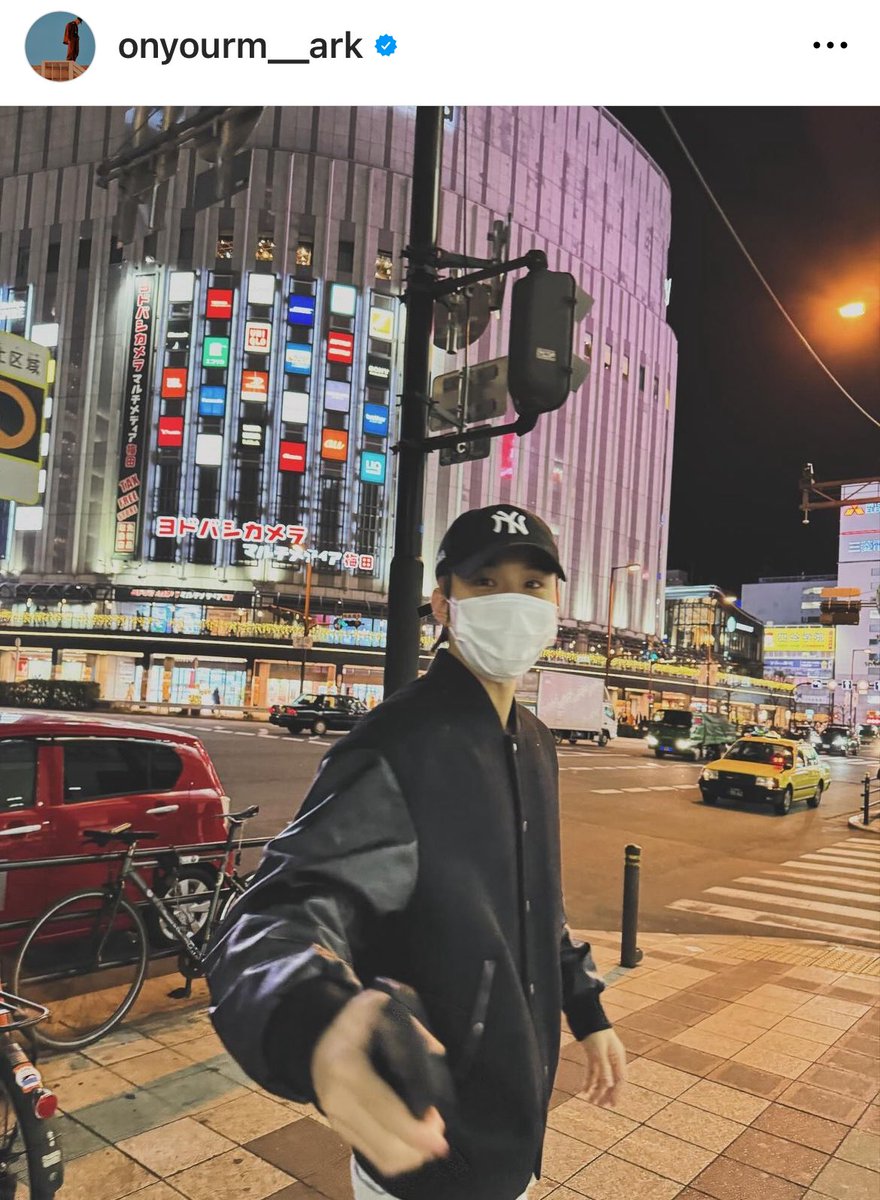 ice_inno's tweet photo. จองม้าคเกินไปจริงๆ พฤติกรรมคนเป็นแฟนกันชัดๆ ㅠㅠ https://t.co/5ORIOy90JT