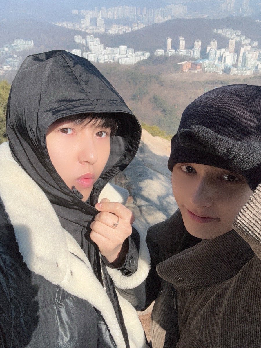 renjun pics 🦊 tweet media