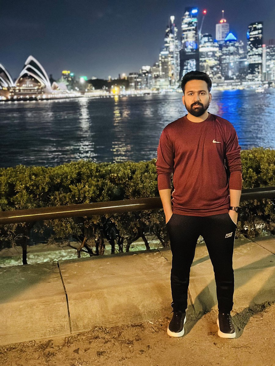 “Meet the loved one with the victory”

#australia #sydney #sydneyharbourbridge #sydneyoperahouse #harbourbridge #operahouse #sydneynsw #studentinaustralia #internationalstudents #touseeqhussain #touseeq #hussain