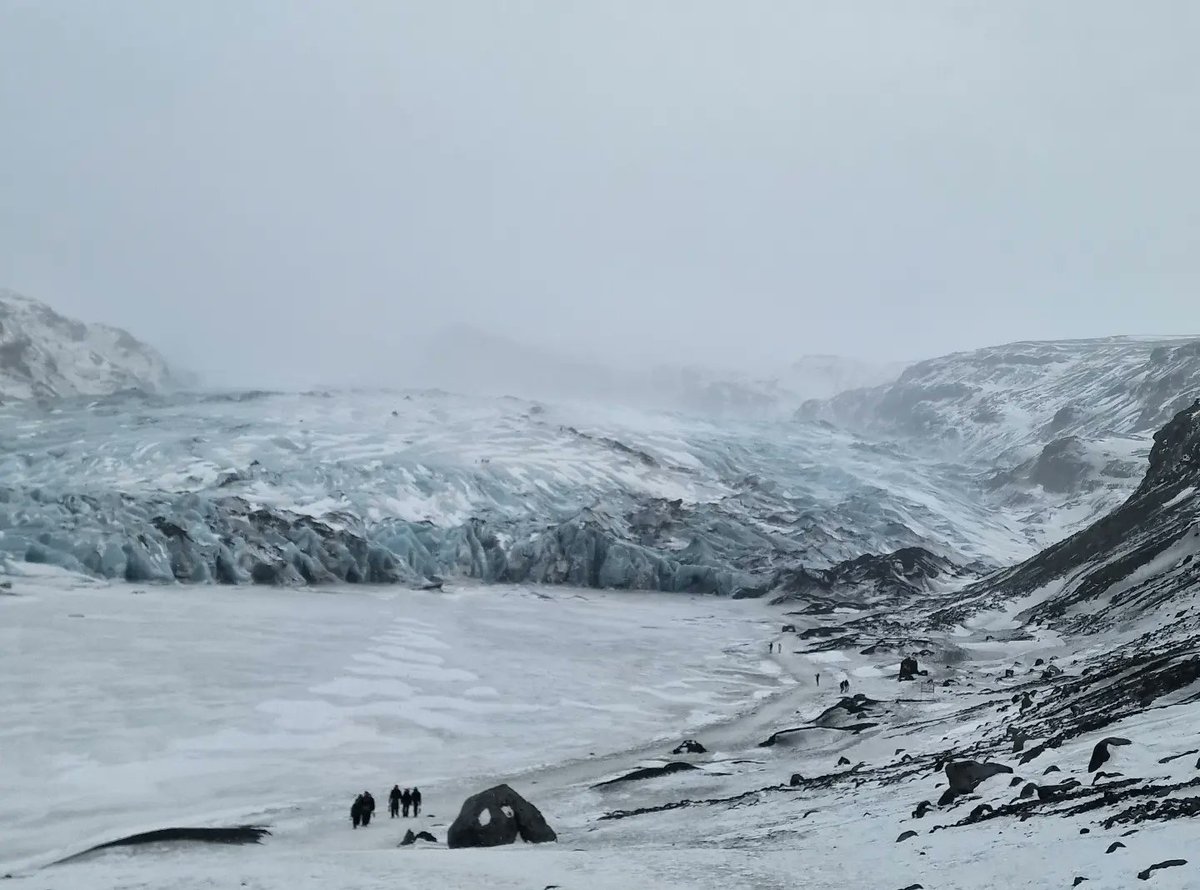 GeogWicks's tweet photo. If you've ever considered planning a school trip to Iceland...do it. 1 day left of our trip and already planning our trip for next year. A shout out to @DTW_Education for planning the best activities and to Geoff out TTL for having the most amazing icelandic knowledge https://t.co/Ko5F0sCyug