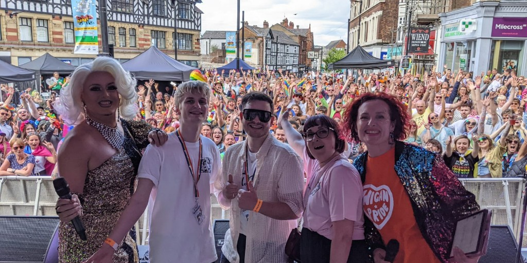 We're inviting anyone with an interest in Wigan Pride to join us for our annual general meeting on Monday 26 Feb at 5.30pm, online.
Find out about ways you could get involved with the running of #WiganPride24
Book your free place: ow.ly/XuT650QzAz2