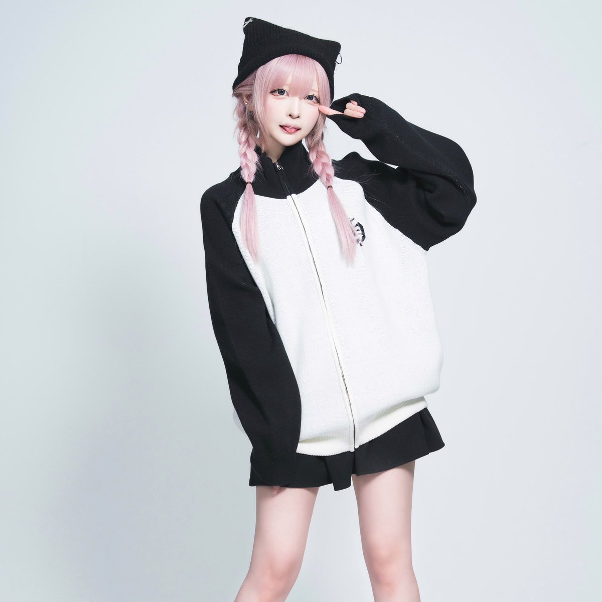 ぱんだじゃないもん！らぐらんロンTEE | Hauls.teemstore