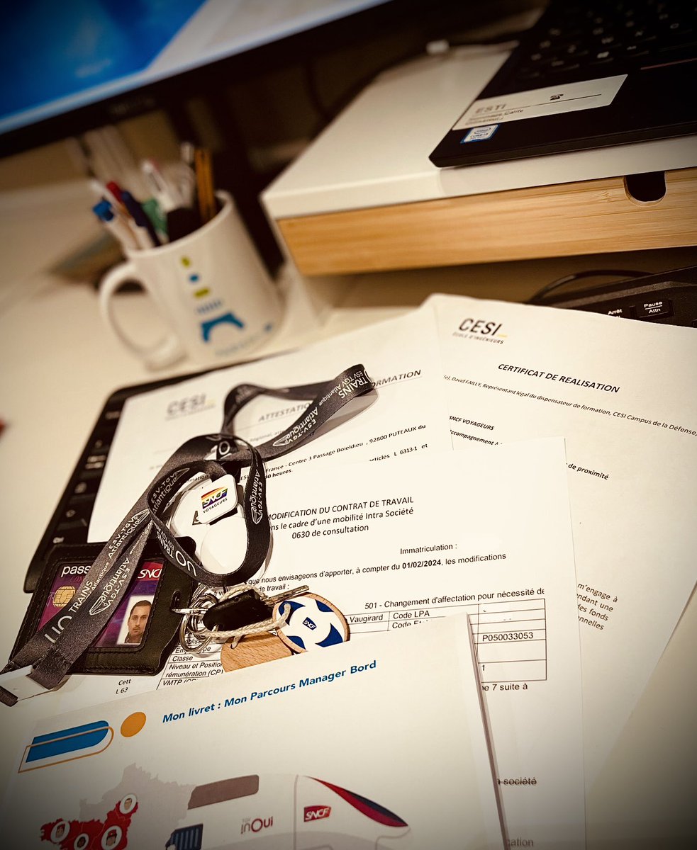 CdBIsaac's tweet photo. 2024 : la page se tourne 👨🏽‍✈️▶️👨🏽‍💼
11 ans #ASCT / 6 mois de formation 👨🏻‍🏫

Fierté personnelle après une formation passionnante 🥵🤗
L’aventure continue sur l’#AxeAtlantique, en tant que Responsable d’Équipe Trains à l’ESV TGV de la #GareMontparnasse 🥰 

#TeamManager #SNCFVoyageurs https://t.co/sKk5cEF7rh