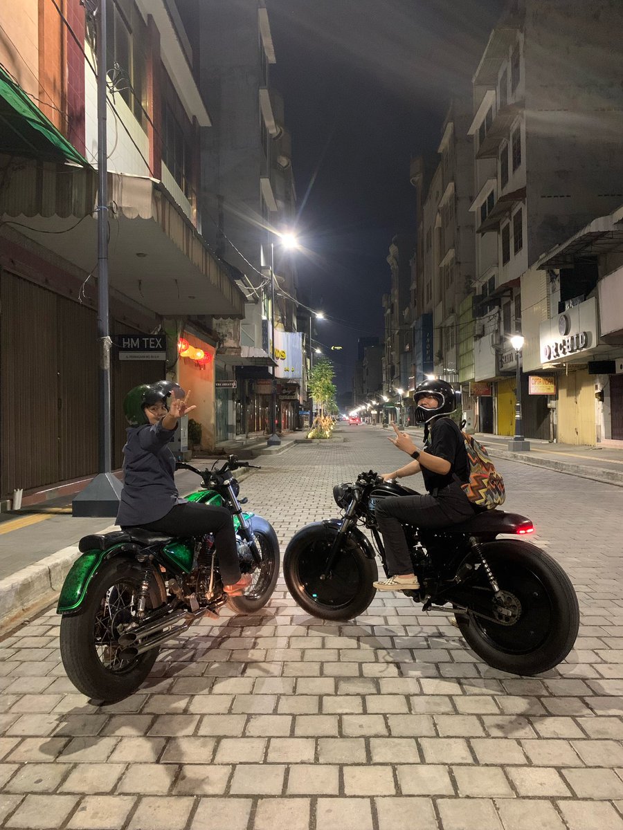 catroonnetwork's tweet photo. ganteng dulu https://t.co/ONUHugYXzG