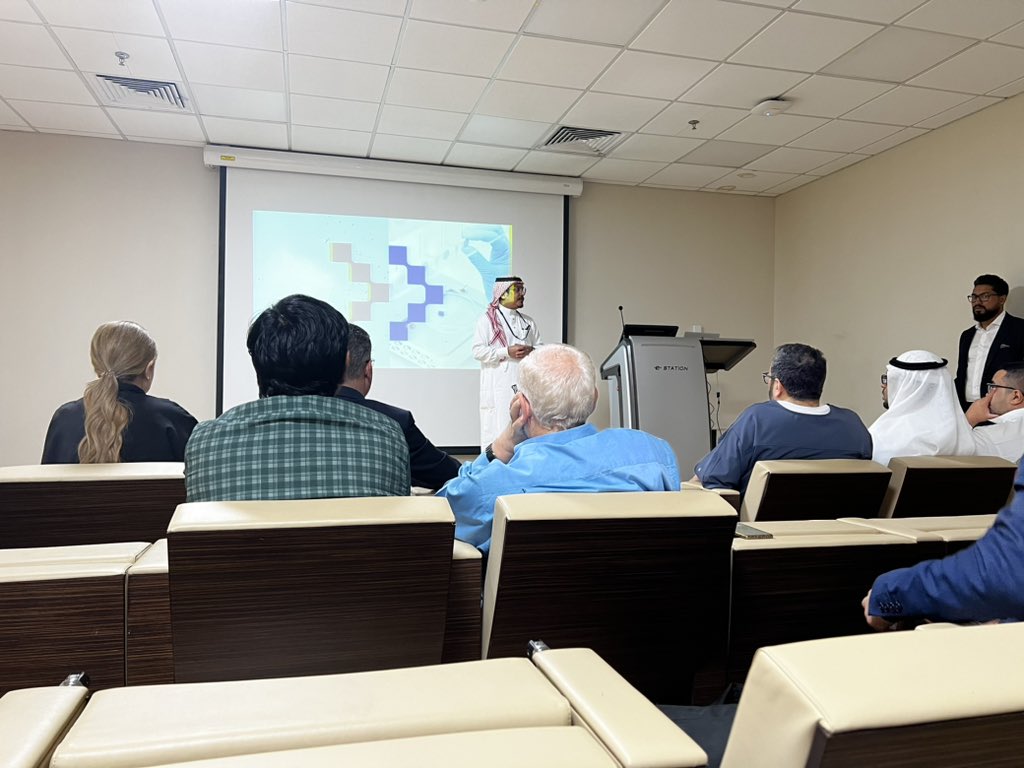 NojodHh's tweet photo. ورشة عمل " The future of translational and clinical medicine Through 3D Bioprinting and Biodispensing" في مركز الابتكار في الطب الشخصي @CIPM_KAU https://t.co/a9UViKaSLS