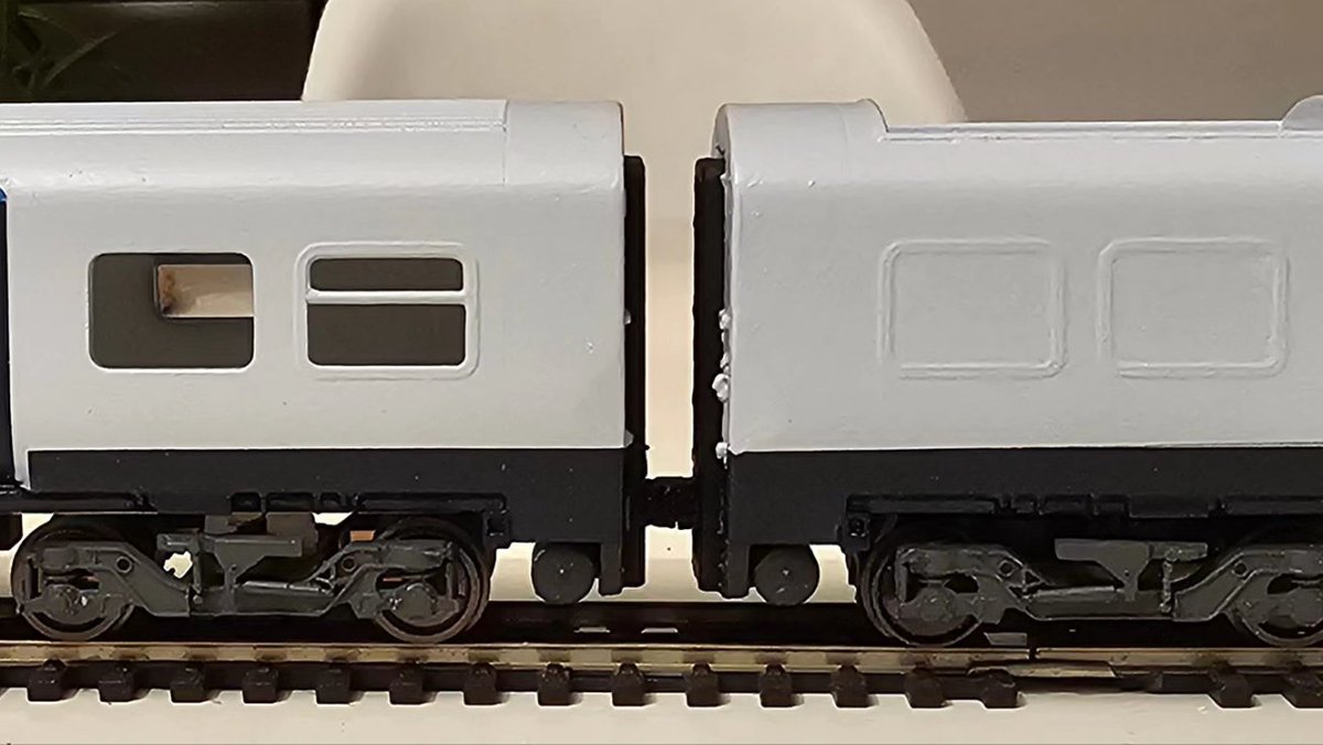 PdannyH's tweet image. #WhatsOnTheWorkbench - Class 458/4 has had a Bachmann Class 450 motor installed &amp;amp; Hunt Couplings fitted. The motor is in the PTSO at the toilet end. It wasn't as difficult to fit as I anticipated, which was a relief &amp;amp; it runs like a dream #testrun #TMRGUK #VariousMultipleUnits